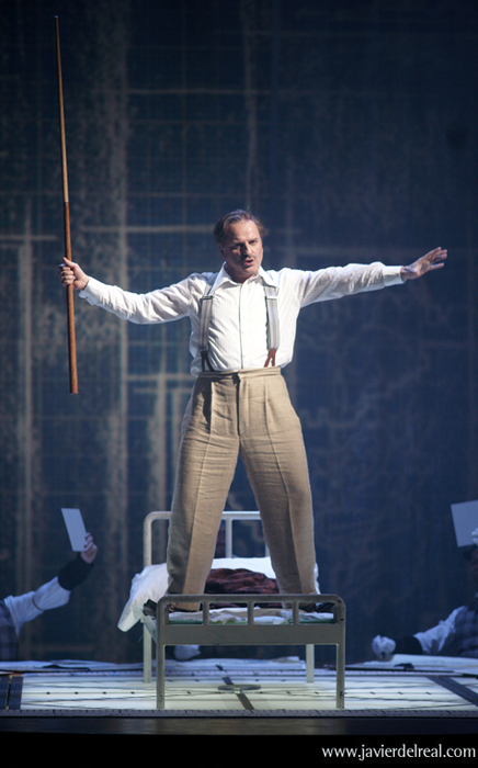 Photo of Christopher Purves in the Perfect American